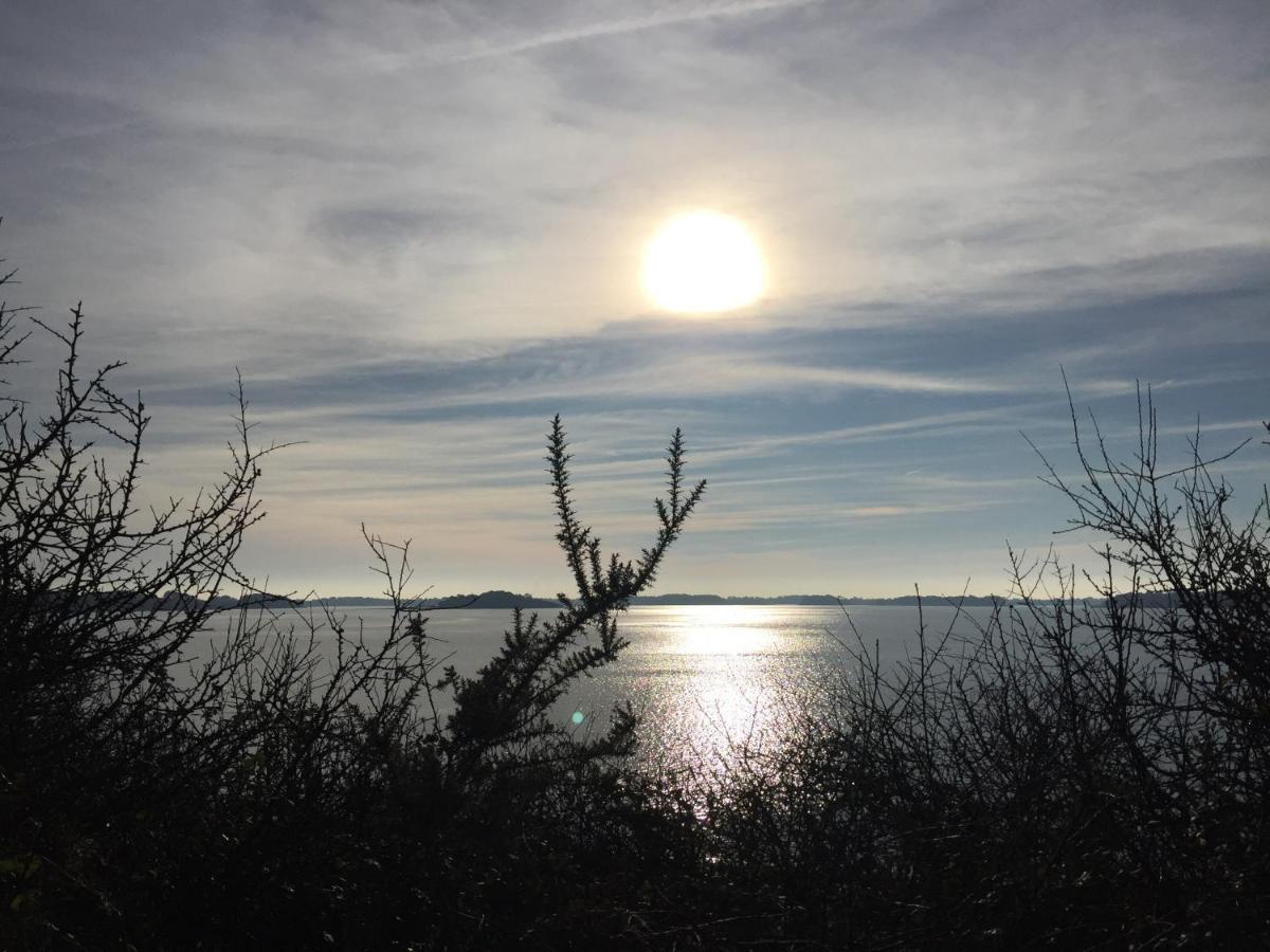 Maison Vue Mer Dans Le Golfe Du Morbihan バダン エクステリア 写真